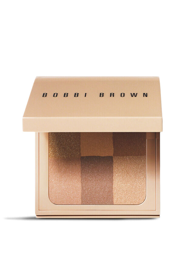 Aufhellender Puder mit Nude-Finish
