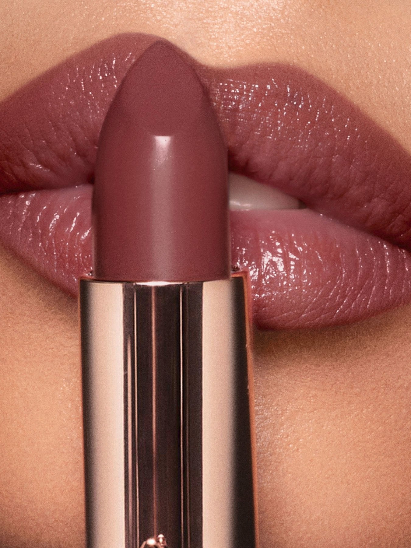 KISSING Lippenstift