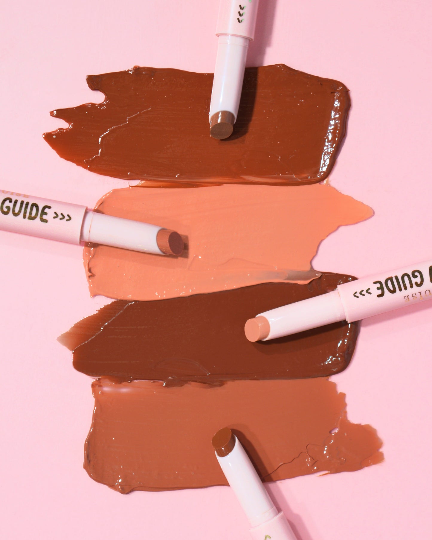 P. Louise Glow Guide Glossy Balm Lippenstift