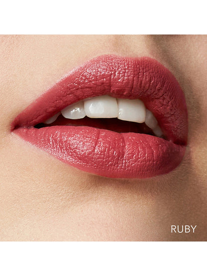 Zerdrückte Lippenfarbe
