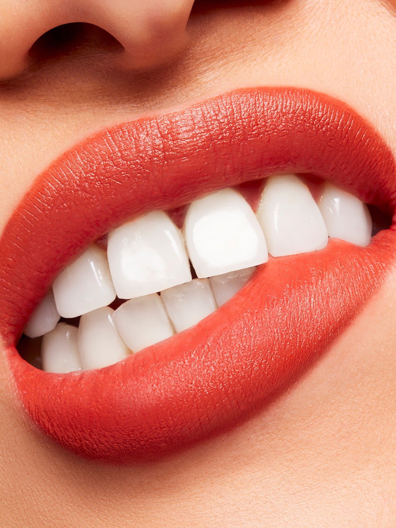 Powder Kiss Velvet Blue Slim Stick
